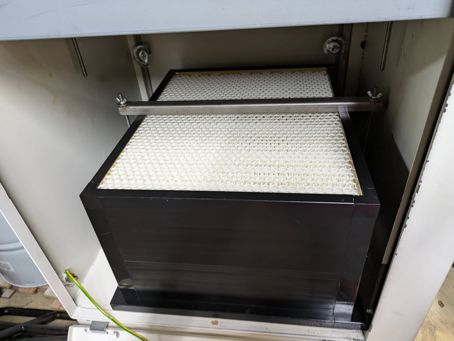 Keller ENA Coolant Mist Collector with HEPA Filters, OENA-1K2-1.0, Tested working